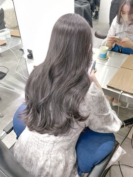 ミラ 新宿(MILA) グレージュブラウン/巻き髪/ロングヘア/プラチナアッシュ