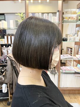 ヘアリゾート クオリア(hair resort Quaria by piece) スタイリング簡単　前下がりボブ