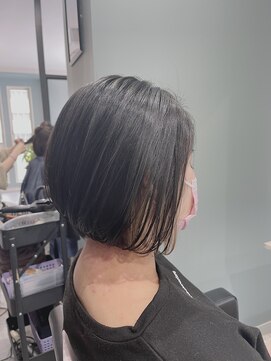 ディア(Dia) 前下がりグラデーションボブ