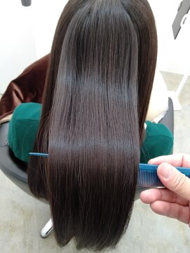 イレス 札幌駅前(IRESU) ドレスヘア/ショコラアッシュ/縮毛矯正・ストレー ト/波巻き