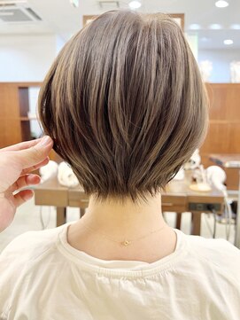 キアラ(Kchiara) fixカット大人可愛いコンパクトショートkchiara福岡川野直人