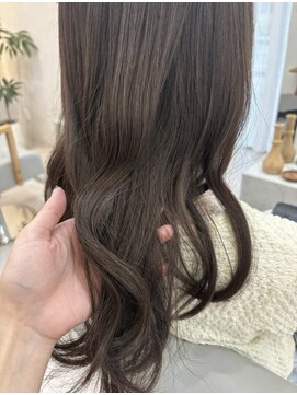 イルプロム 御厨店(illuprom.) 【illuprom.】艶ベージュ