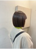 ぱつっとボブ　切りっぱなしボブ　ボブカット