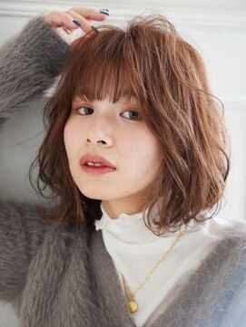 ビィシャイン 社店 ふんわりガーリーボブ