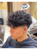 スペインカール フェード 海外風 メンズパーマ メンズパーマ