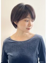 イヴォークトーキョーオーサカ(EVOKE TOKYO osaka)&nbsp;丸みショート レイヤー 顔周りカット 似合わせ 艶カラー