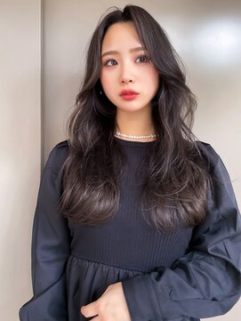 ジーナリア(Xena ria) 《袴田》セミロングレイヤー/アッシュグレー