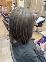 ステラ 南花畑店 グリーン濃いめなオリーブグレージュ