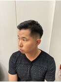 メンズビジネスフェードショート理容室眉毛カット顔剃り清潔感