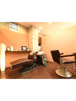 完全個室完備★プライベート空間×丁寧なカウンセリングが大好評！居心地の良さ抜群◎［池袋駅/髪質改善］