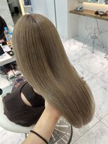 ロンドルピナス 小倉(Lond Lupinus)&nbsp;ミディアムレイヤーカット/似合わせカット/大人ガーリー/20代