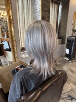 ヘアーアトリエ ラフェル(hair atelier Rafel) ウルフカット