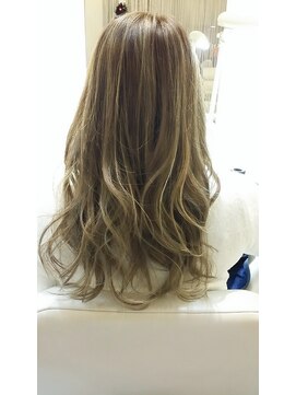 インプルーヴ アートスタイルヘアー(imProve Art style hair) 大人気☆外国人風バイヤレージュグラデーション♪