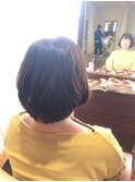 ふんわり前上がりボブ