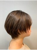 サイド軽めショートボブ