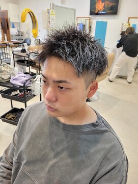 レジット メンズ ヘアサロン(LEGIT MEN's HAIR SALON) アップバングツイスト