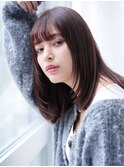 ラテベージュカラー　顔まわりレイヤーカット　重め前髪