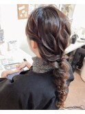 編み下ろし　ロングヘアアレンジ