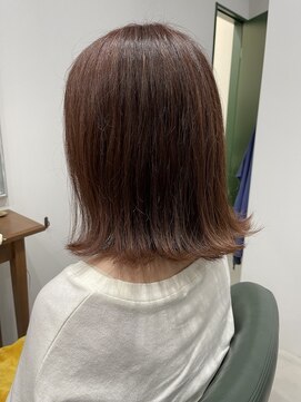 フー バイ セリナ(Fuu.by serina) 外ハネピンクベージュカラー