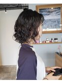 カーリーボブヘア