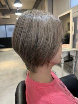 ロアソレイユ(Loa SoLeil) カット+カラー+ブリーチ