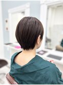 耳掛けショートボブ