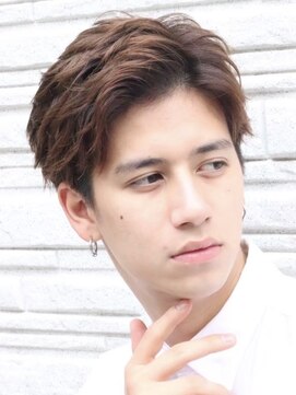 アントバイフィフス 秋田(unt by fifth) 秋田スパイキーショートツーブロックフェードカットメンズカット