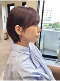 顔まわりレイヤーショートボブ