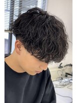 フィフス 原宿(fifth)&nbsp;原宿緩め波巻きパーマメンズカットラウンドマッシュビジネス2way