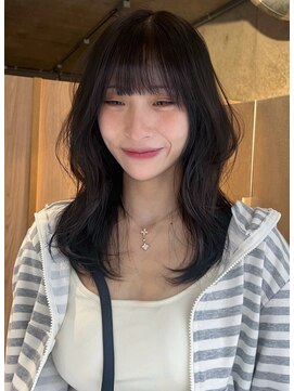 ガリカ 蔵前(Gallica) <ゲスト>大人ミディ、透け感グレージュ x くびれミディアム