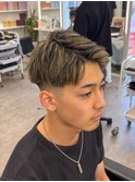 刈り上げセンターパート/波巻きツイストスパイラル/大阪