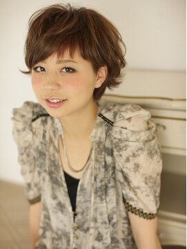 シーン バイ ラッド(SCENE by RAD) アシメバングNEOショート♪