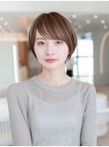 20代30代大人かわいい/斜めバング/シルキーベージュ/小顔/前髪