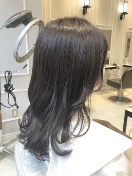 ネオリーブギンザ 銀座店(Neolive GINZA) ミディアム　レイヤー　チョコレートグレージュ