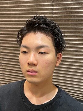 スカイ 大手町プレイス店 ツーブロパーマ