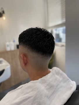 プーロ(Pu-ro) 濡れパンスキンフェード