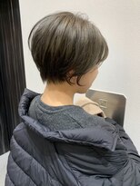 ジエクト アイロ(The Ect ilo)&nbsp;スッキリ丸みショート×マットベージュ　ニュアンスカラー