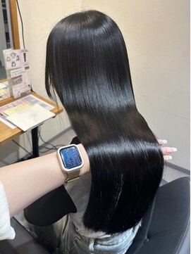 アドレバイハピネス(ADORE by happiness) 奈良ストレート 黒髪ロング 大和八木