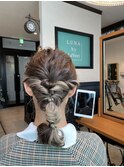 ミディアムヘアの編みおろし