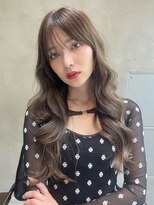 ケイト(kate)&nbsp;グレージュ×大人レイヤースタイル