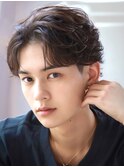 フェザーパーマセンターパートニュアンスパーマ韓国マッシュ黒髪