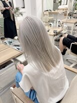 モリオフロムロンドン 大宮店(morio from London)&nbsp;【坪井】ケアブリーチ ×ホワイトシルバー