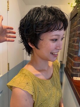 イト(ito) くせ毛風ベリーショート