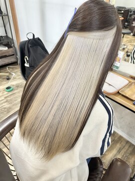 ラウラアンドロー(LAURA&RO) ダブルカラー/ケアブリーチ/インナーカラー/ベージュ【塚口】