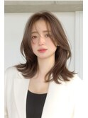 韓国風顔まわりレイヤースタイル