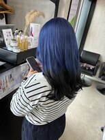 トリコ(ToricO)&nbsp;デザインカラー　グラデーションカラー　ブリーチカラー　ブルー