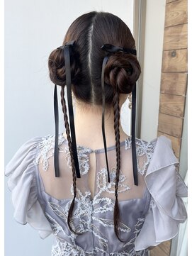 ヒュー 広島(HEW) カチモリ風ヘアセット