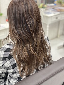 アヴニール アックス(Avenir axe) ラウンドグラデーション×ミルフィーユレイヤー