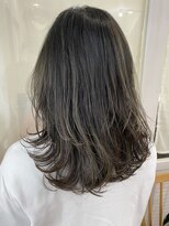 イノセントヘア(innocent.hair)&nbsp;30代・40代　大人ミディ　暗髪　ハイライト