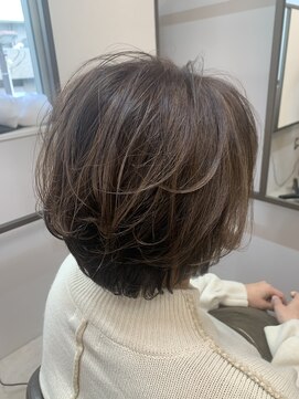 アプシー 三田駅前店(Apsee) ☆秋冬トレンドオリーブカラー☆